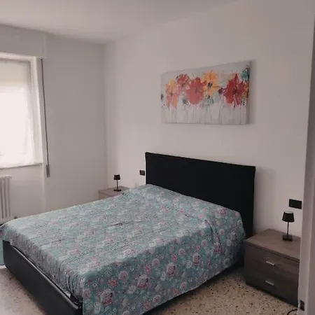 La Casa Di Nonna Mimi אבאדיה לריאנה